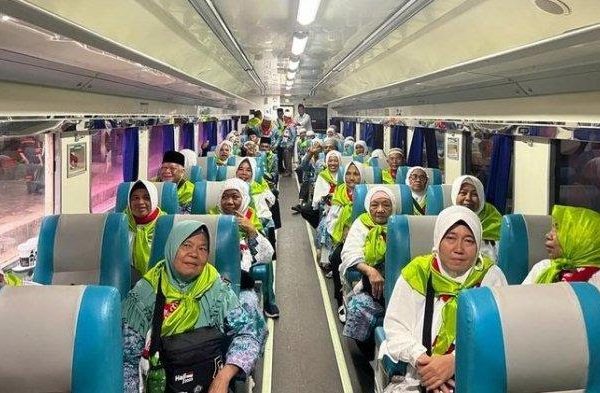 Sejarah Baru Jamaah Calhaj Diberangkatkan Naik Kereta Api