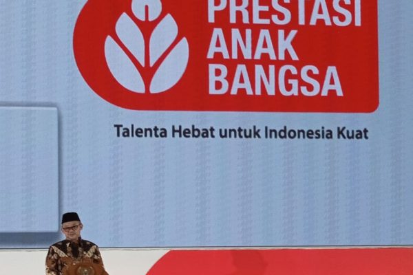 Mendikdasmen Kasih Jurus 6C Jadi Kunci Sukses